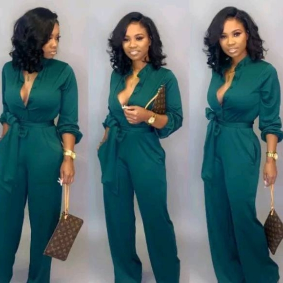 Solid Color Jumpsuit - Picture 2 of 4